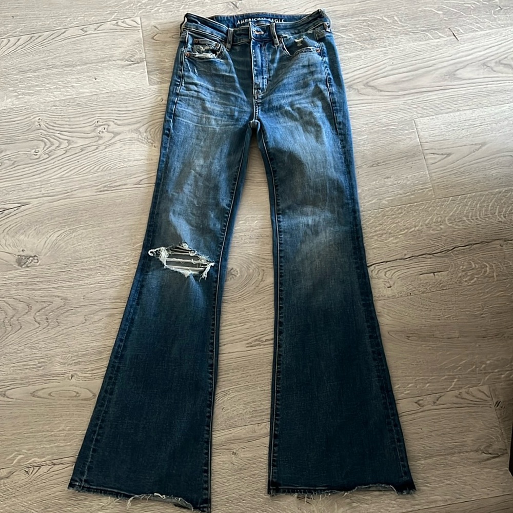 American eagle flare high waited Jean size 0Reg
